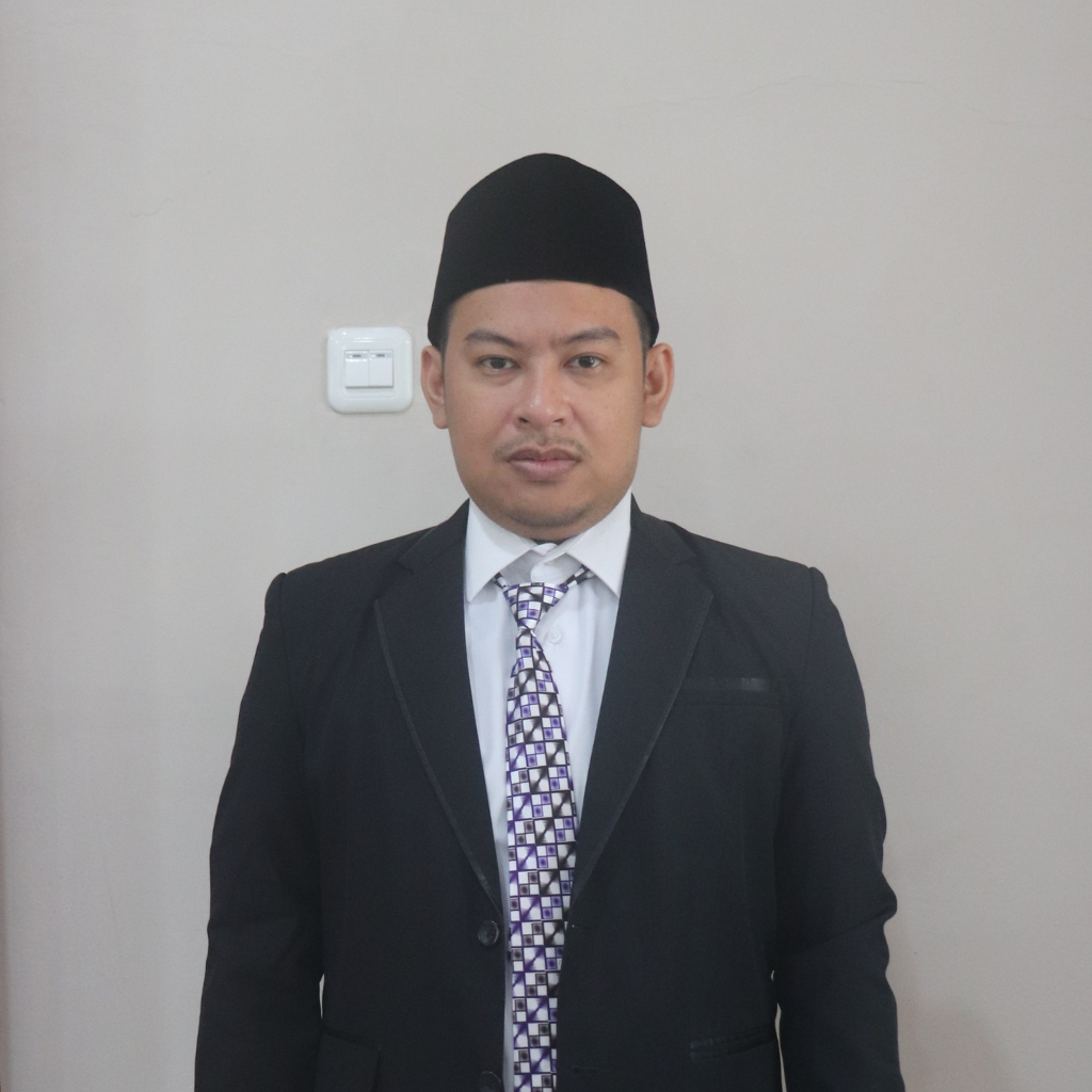 Gambar Dr. Ibnu Farhan, M. Hum.