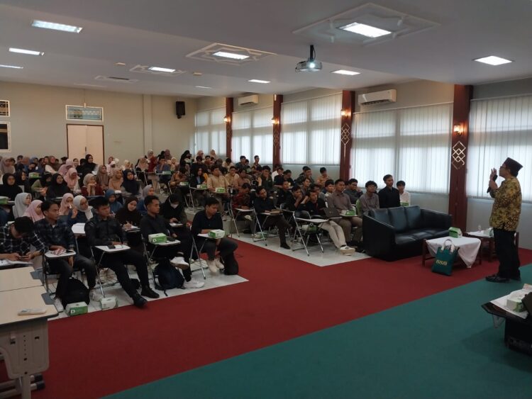 Prodi Ilmu Al-Qur’an dan Tafsir FUHUM UIN Walisongo Gelar Praktikum Pendekatan Tafsir Maqashidi untuk Riset Kontemporer