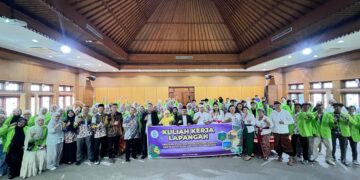 Mahasiswa Prodi Tasawuf dan Psikoterapi mengikuti kegiatan KKL di UNHI Denpasar Bali mempelajari kesehatan holistik dan Tri Hita Karana