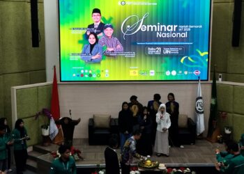 Peringati Harlah ke-36, HMJ IAT FUHum UIN Walisongo Gelar Seminar Nasional tentang Khazanah Tafsir Nusantara