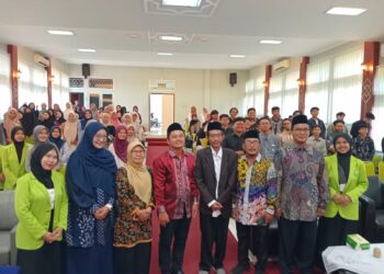Prodi IAT FUHum UIN Walisongo Gelar Studium Generale, Bahas Otoritas Teks Al-Qur’an dan Tantangan Literasi Qur’ani di Era Digital